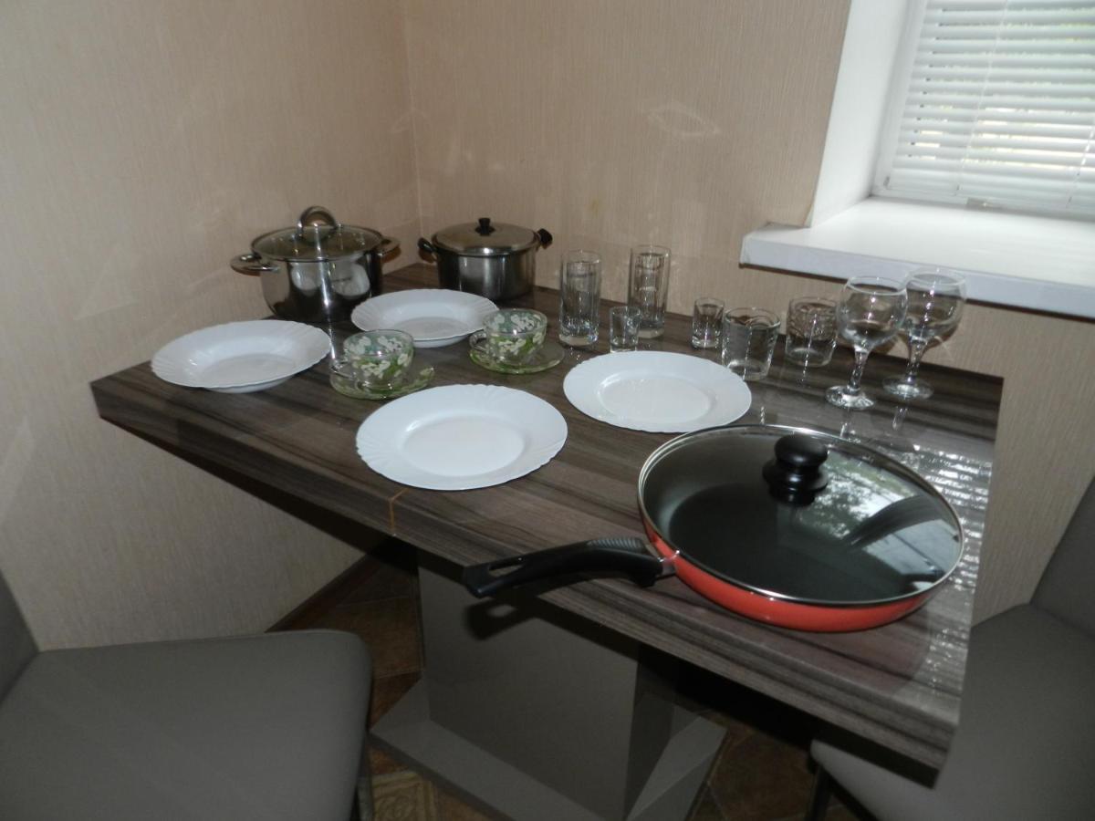 1-Room Luxury Apartment On Sobornyi Avenue 170-V, By Grandhome Zaporizhia 外观 照片